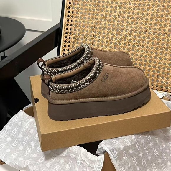 UGG Tazz Platform Shearling Lined Slipper - Picture 1 of 9